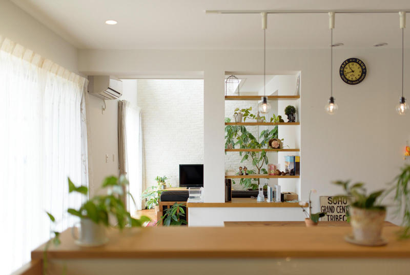 伸びやかな大空間に観葉植物が映えるカフェのような住まい 茨城セキスイハイム 茨城県の住宅メーカー ハウスメーカー